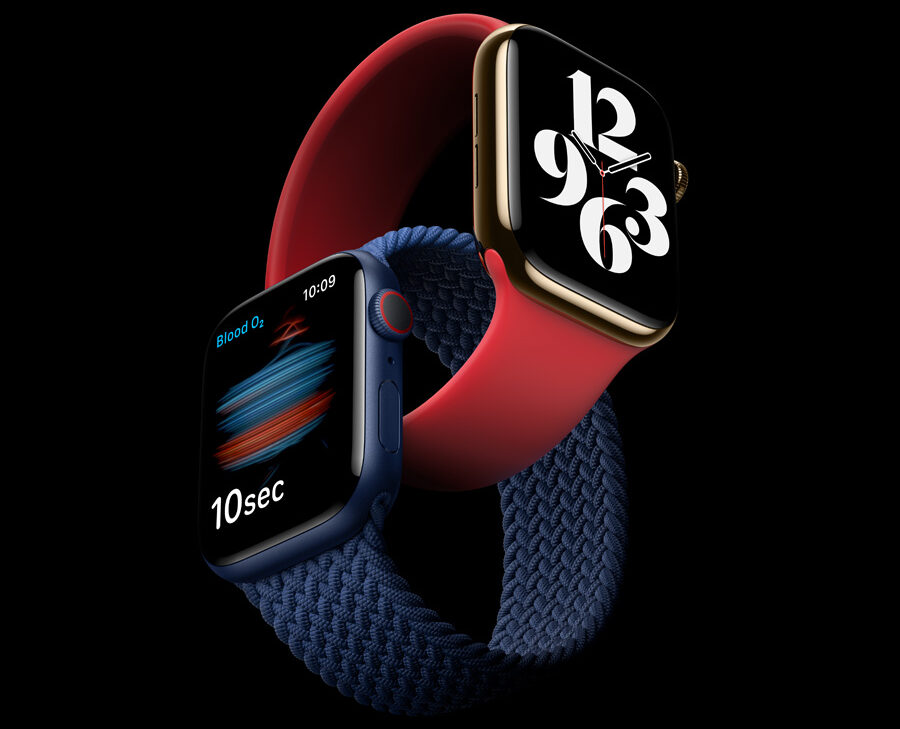 deux montres connectées apple